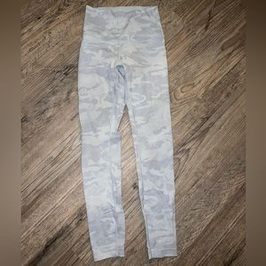 Lululemon Align Ribbed White Camo Leggings Size 4 25” Inseam
